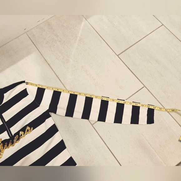 GUESS Stripes Top - Picture 12 of 13